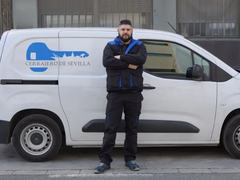 Técnico de cerrajería urgente 24 horas en Sevilla